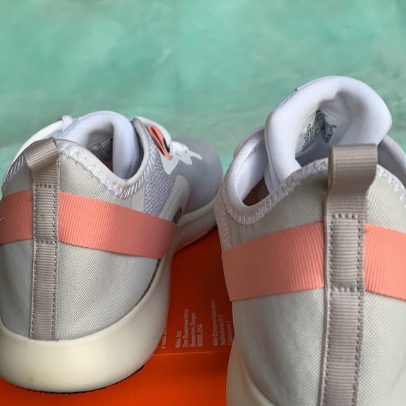 NIKE WMNS FLEX TRAINER 9 - Picture 14 of 16